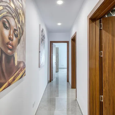 Seaview 3br With Wifi, Terrace, Ac & Sofabed By 360 Estates *