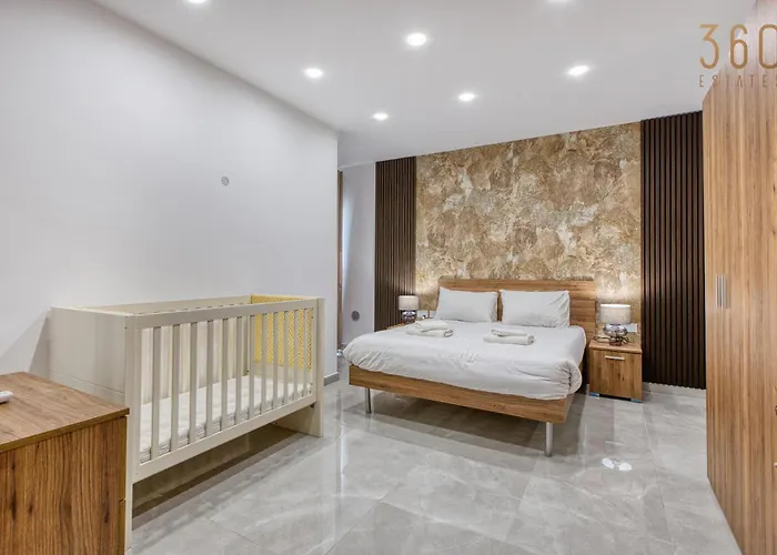 Seaview 3br With Wifi, Terrace, Ac & Sofabed By 360 Estates Apartment Il-Mahsel