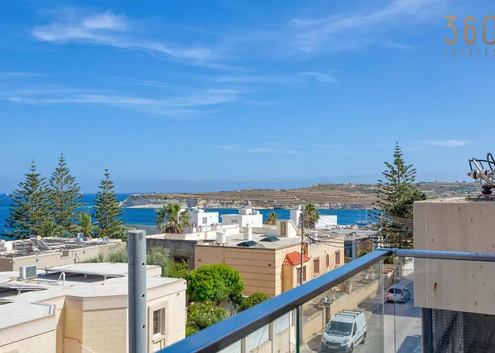 Seaview 3br With Wifi, Terrace, Ac & Sofabed By 360 Estates *